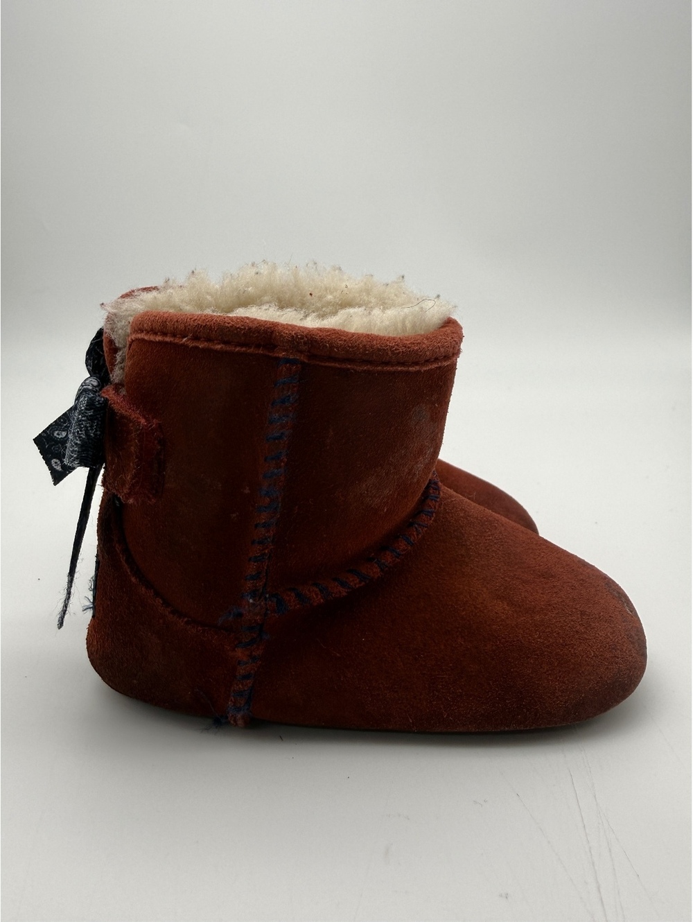 UGG Infant Jesse Bow Booties Red Suede Navy Bandana Bow Size 2/3 6-12 Months